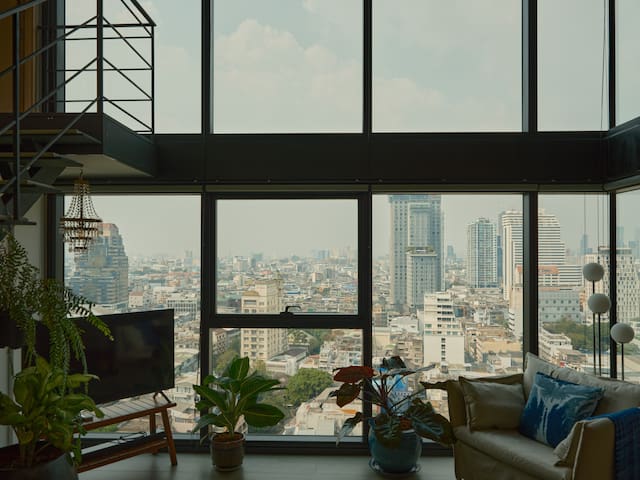 Incredible views, Fast wifi, Working spaces gallery image 4