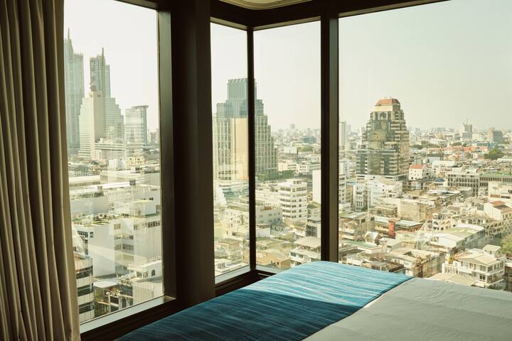 Incredible views, Fast wifi, Working spaces gallery image 2