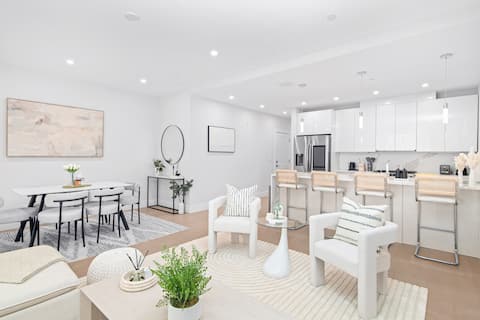 Spacious Home | 2-Car Garage |Yard |20 Min to NYC!