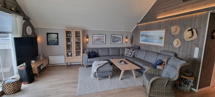 Rorbu/hytte For 13 Gjester, Spabad Badstue Båtleie - Langevåg