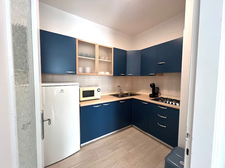 Trilo Vi20 Vicenza, Piazza Brescia, Adria Holiday - Jesolo
