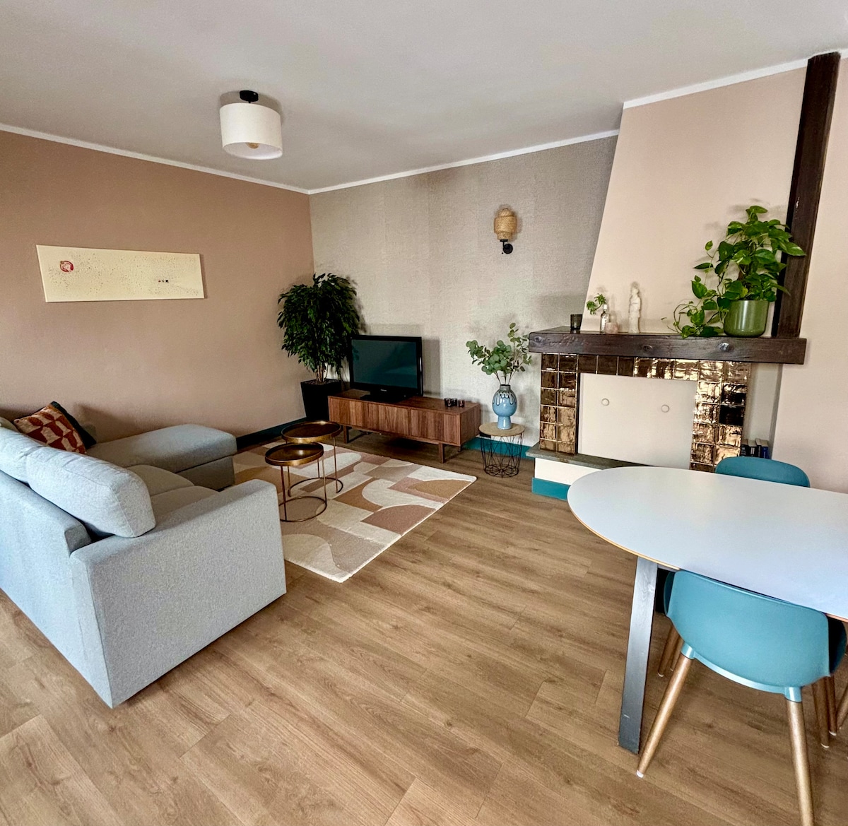 Beliebte Airbnb-Anzeige: Apartment among the Italians in Porlezza