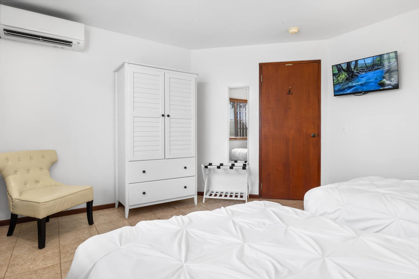 CasAmigos Aruba Twin Room