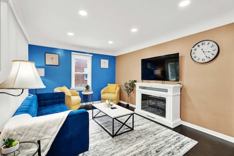 Elegant Countryside 4BD Oasis in Shelby Twp