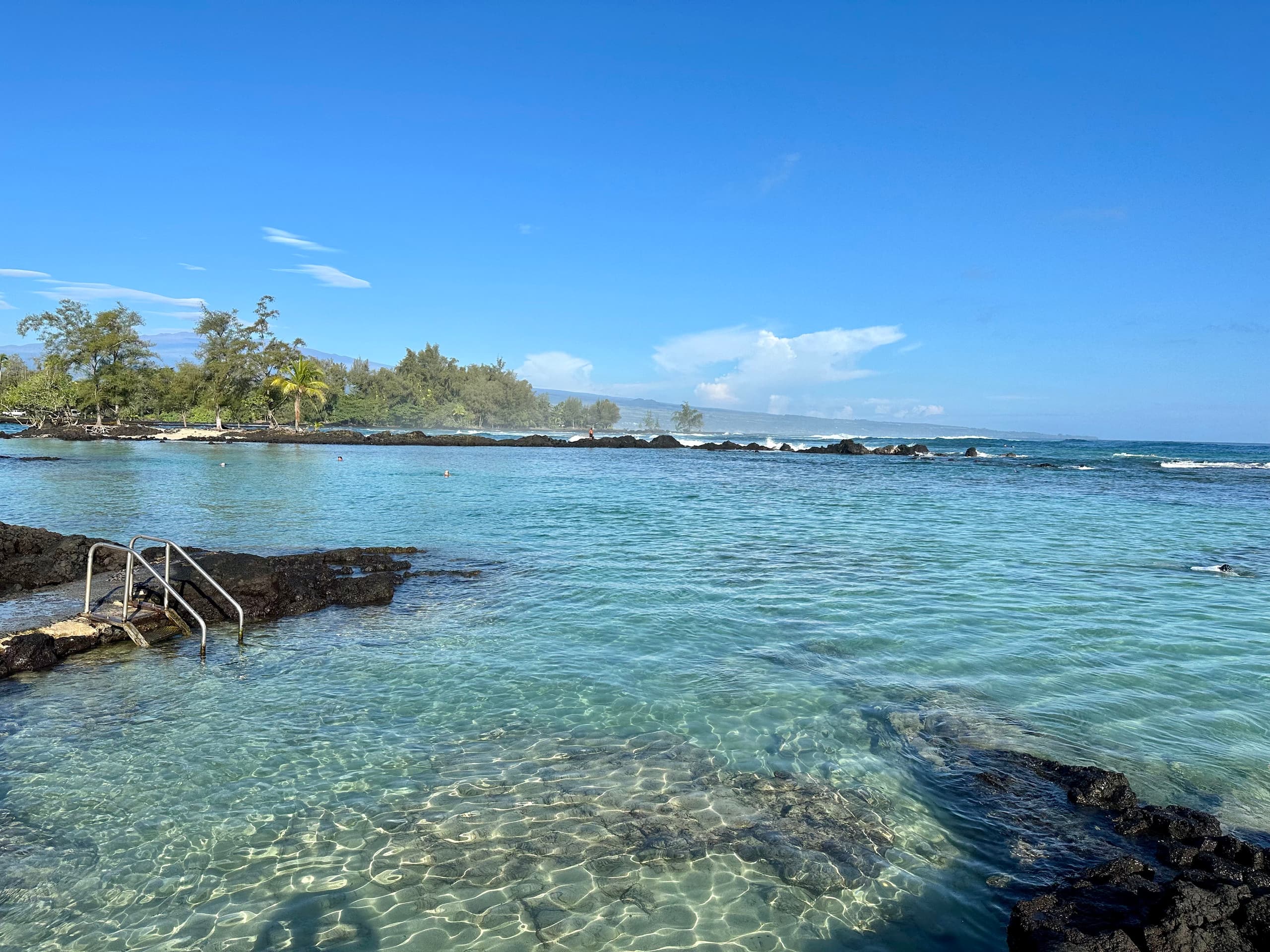 Condo in Hilo · ★4.72 · 2 bedrooms · 3 beds · 1 bath - Image 18
