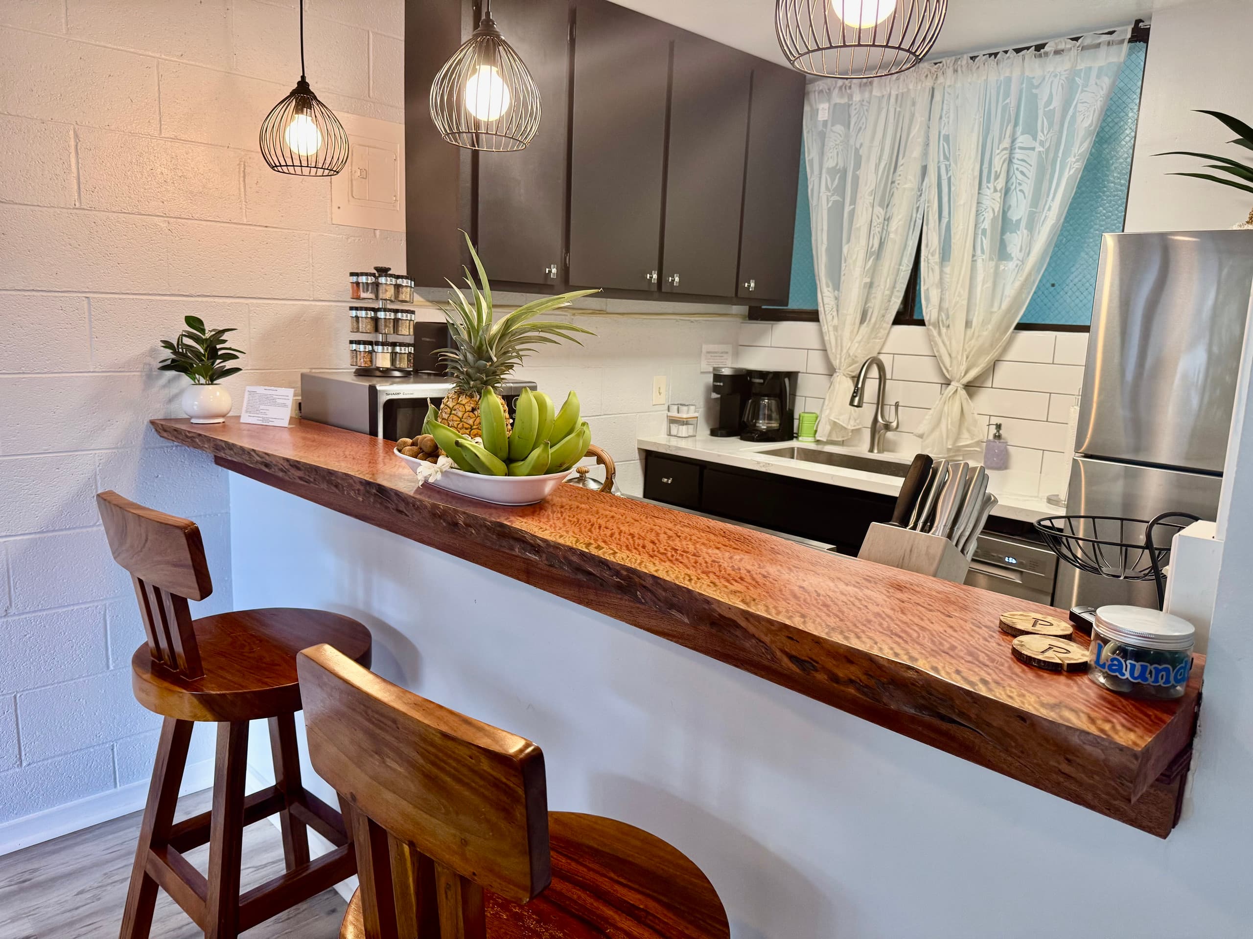 Condo in Hilo · ★4.72 · 2 bedrooms · 3 beds · 1 bath - Image 10