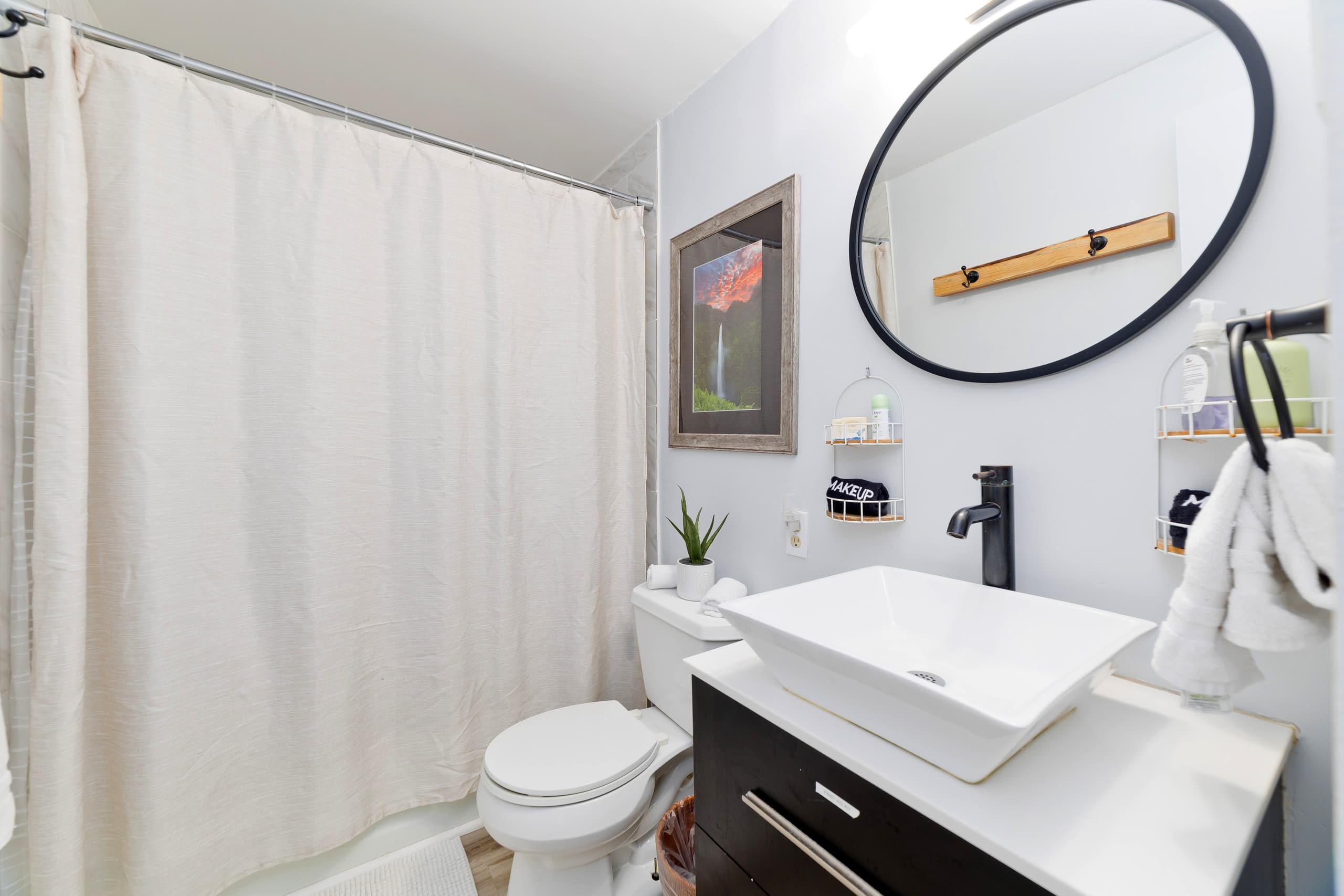 Condo in Hilo · ★4.72 · 2 bedrooms · 3 beds · 1 bath - Image 15