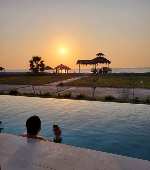 Beautiful beachfront house with pool row 1