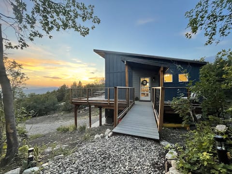 Hummingbird Hideaway