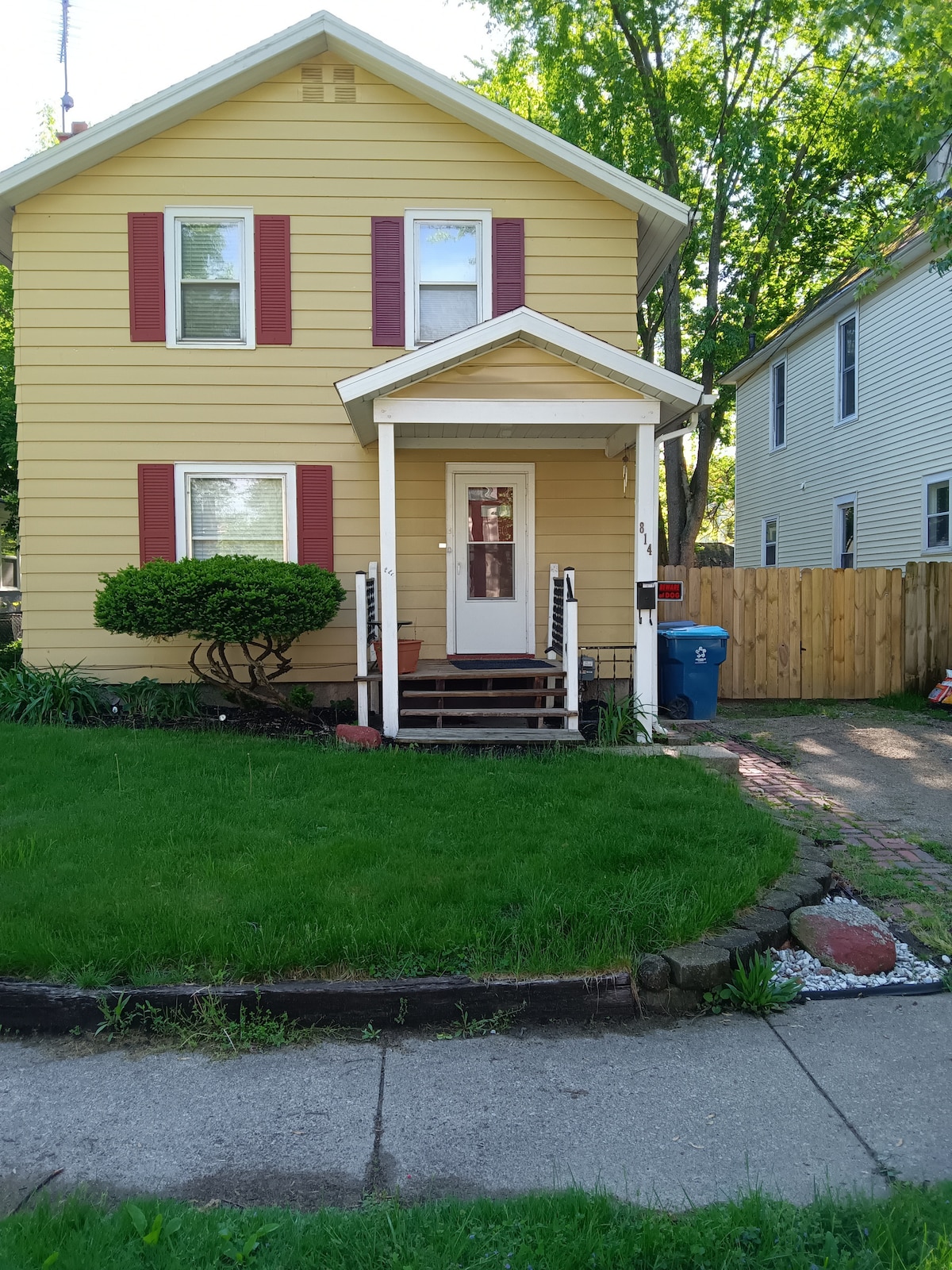 3 bedroom Houses for Rent in Kalamazoo, Michigan, United States Airbnb