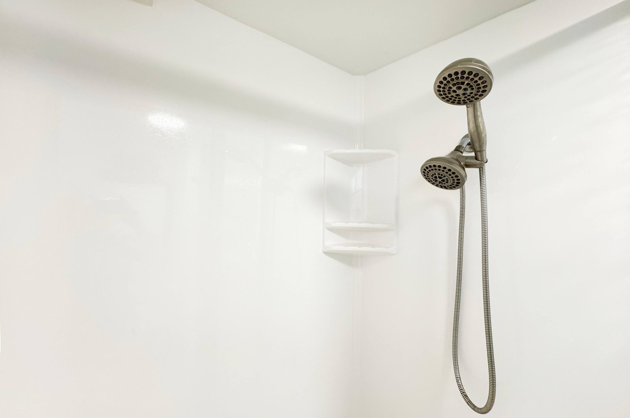 Condo in Honolulu · ★4.89 · Studio · 2 beds · 1 shared bath - Image 14