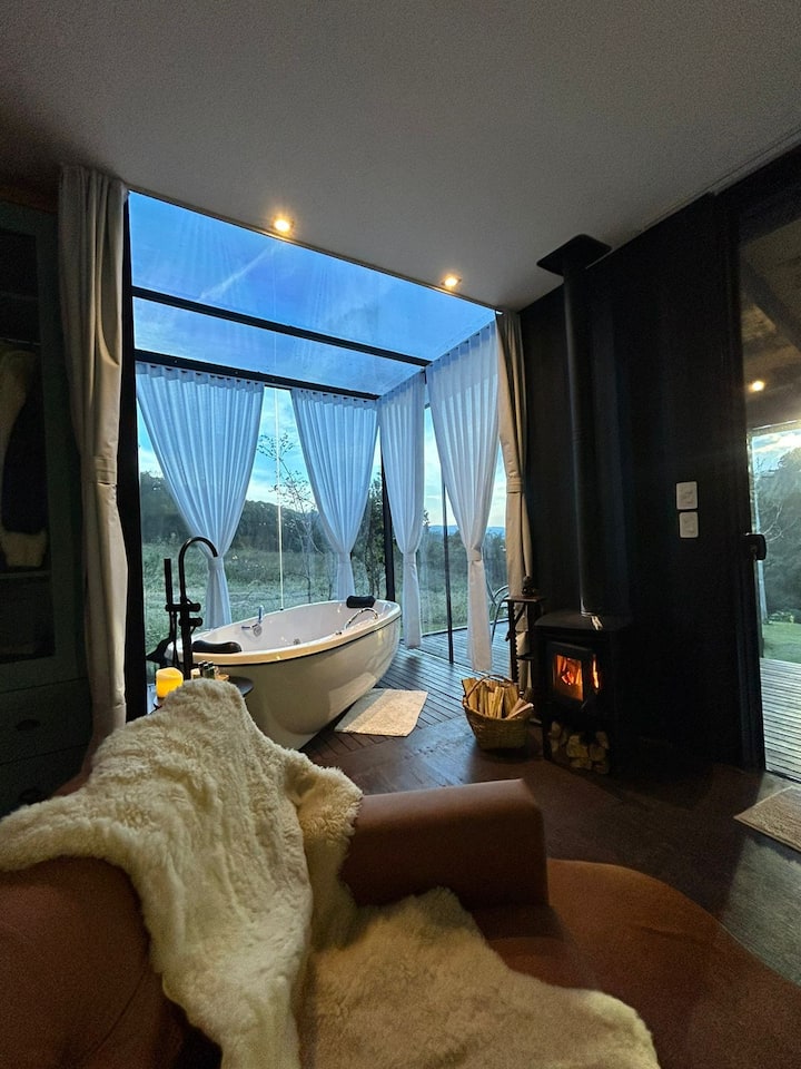 Cabin with hot tub, fire pit, stream and mountain view