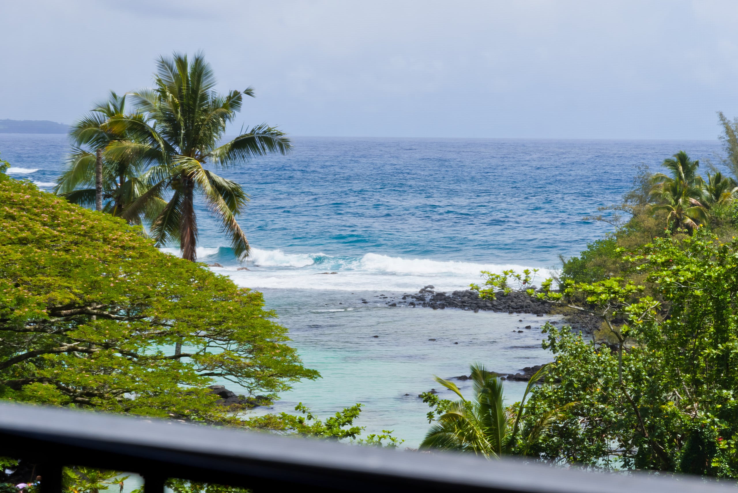 Condo in Hilo · ★4.67 · 2 bedrooms · 4 beds · 1 private bath - Image 55
