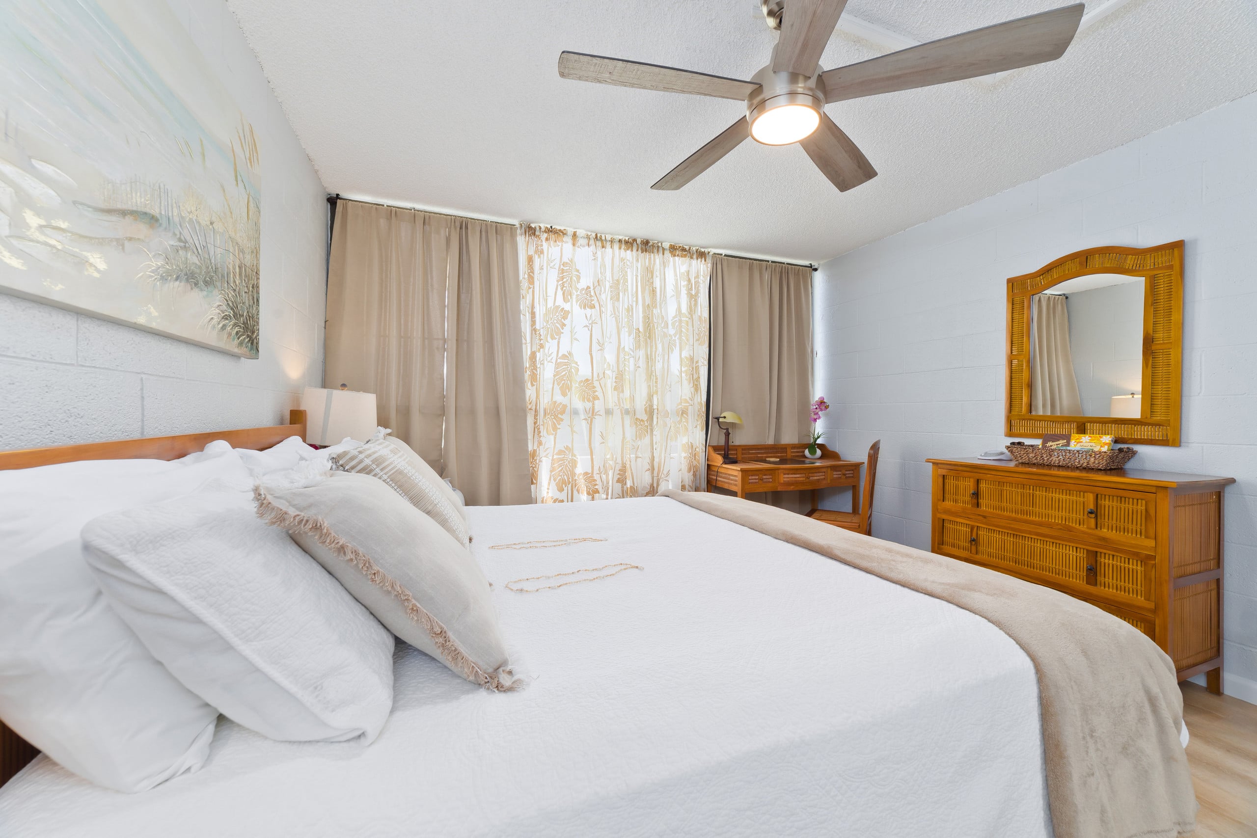 Condo in Hilo · ★4.67 · 2 bedrooms · 4 beds · 1 private bath - Image 13