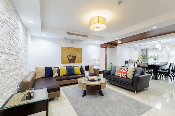 Lux Suite 3br• Pool/dining• Hotel Service•nana Bts - Bangkok