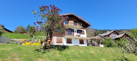 Chalet Solely - 5 chambres- terrasse-jardin