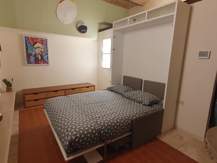 Საწოლი Queen 160x200 სმ.