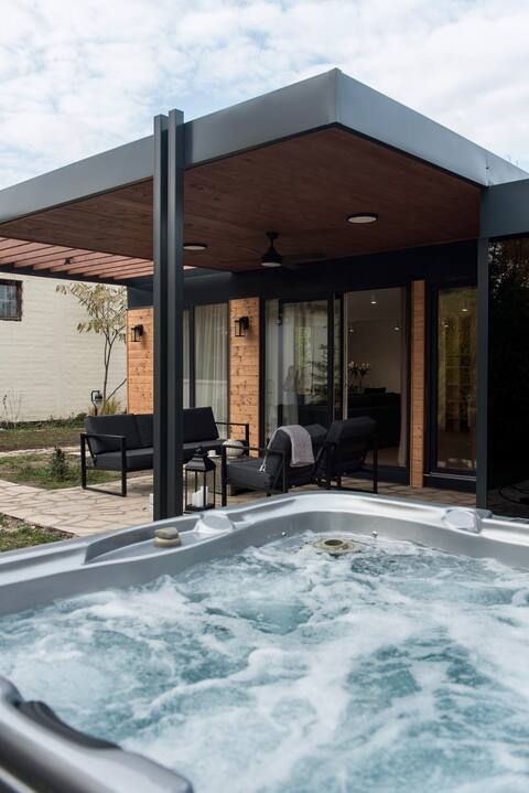 Backyard SPA