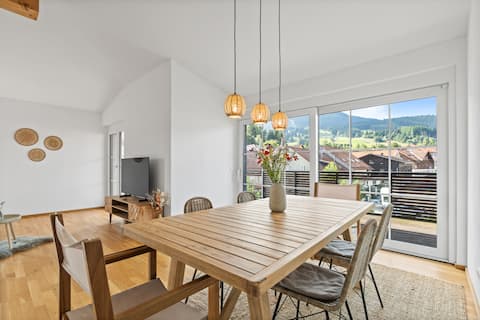 The Sunset Club | Nesselwang Chalets | 1
