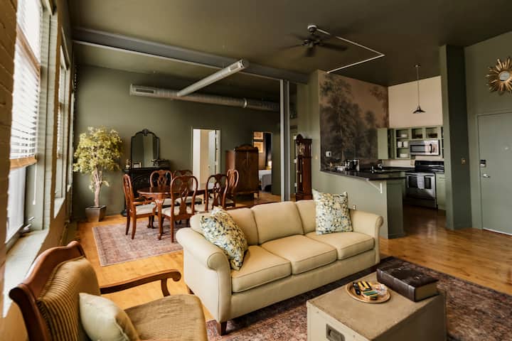 The Playwright Loft - Saint-Louis, MO