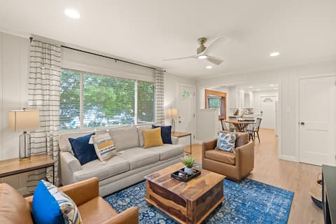 Mt Holly Haven: 3 BR Home: Conveniently Located