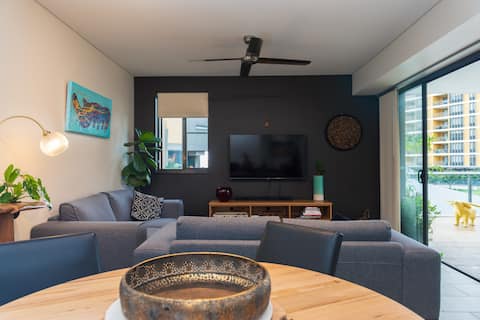 Successful Airbnb property: Barefoot Beach Apartment Darwin Waterfront in Northern Territory
