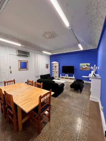 Céntrico piso modernista