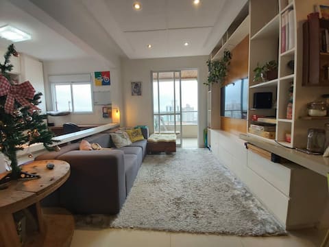 Apartment with Sea View. 5 Min from Downtown