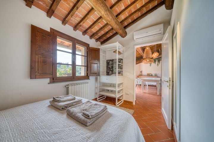 bedroom with an other view