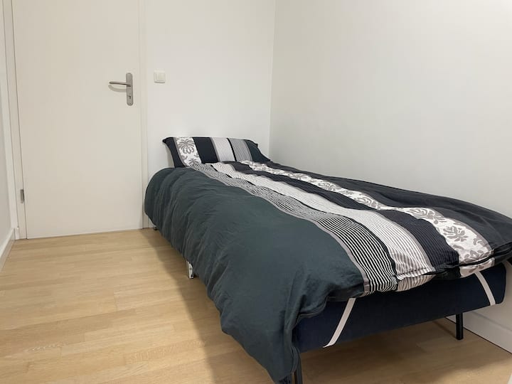 საძინებელი 2