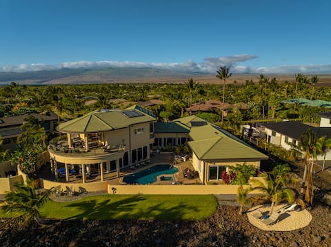 "Hale Mele 2" Pool/Hot tub, Golf Cart, E-bikes
