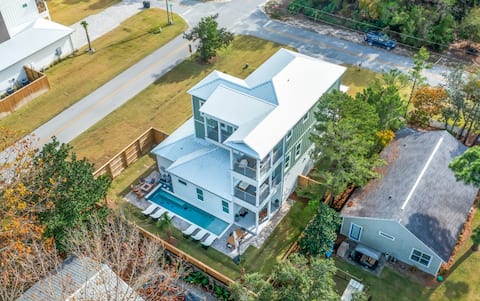Brand New! Private Pool, LSV, 4 Bikes & Fire Pit!