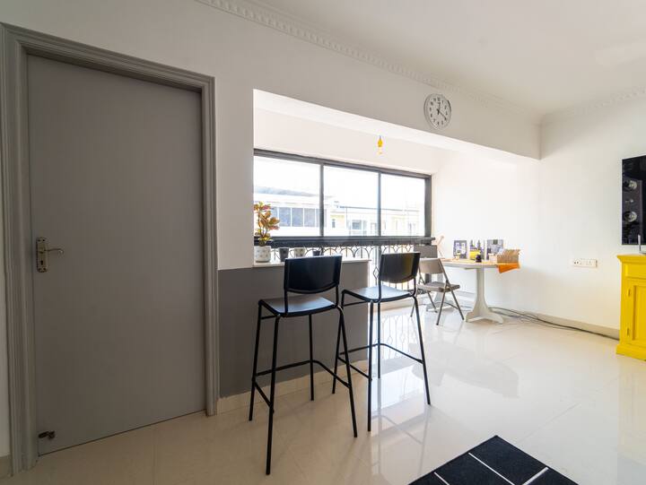 Living room image 6