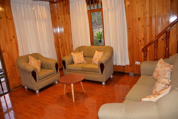 "Los Pinos Lodge" - Villa Rica - Oxapampa - Peru - Villa Rica