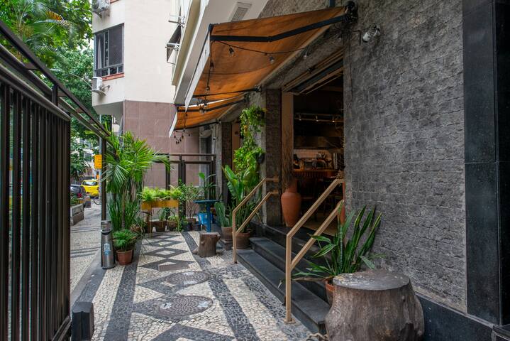 Leme Beach Apartment gallery image 4