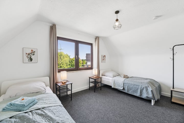 Veľká izba s 2 samostatnými lôžkami 90 x 200