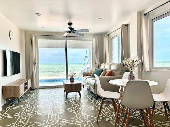 Beachfront 1 Bedroom/pool/kitchen/breakfast/550sf - Ambergris Caye