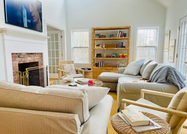 Comfortable Nantucket Home - Nantucket, MA