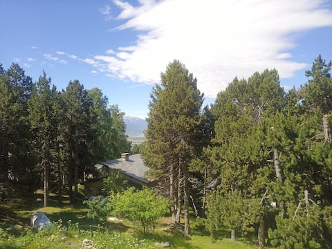 Airbnb performant: % Large triplex apartment, close to the slope, VIP Ski à Font Romeu Odeillo Via