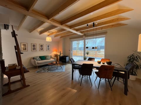 Gite-apartment with garden views