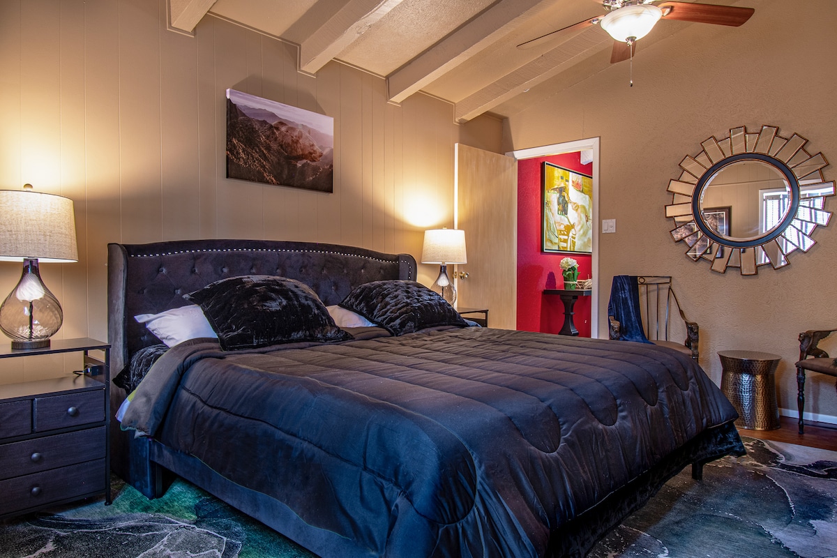 2号卧室及其休息区