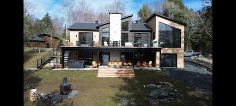 Chalet bord de lac avec spa et vue !