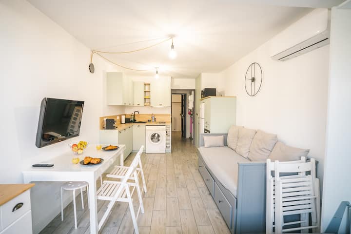 Logement Très Agréable, Climatisation, Terrasse Ah - Leucate