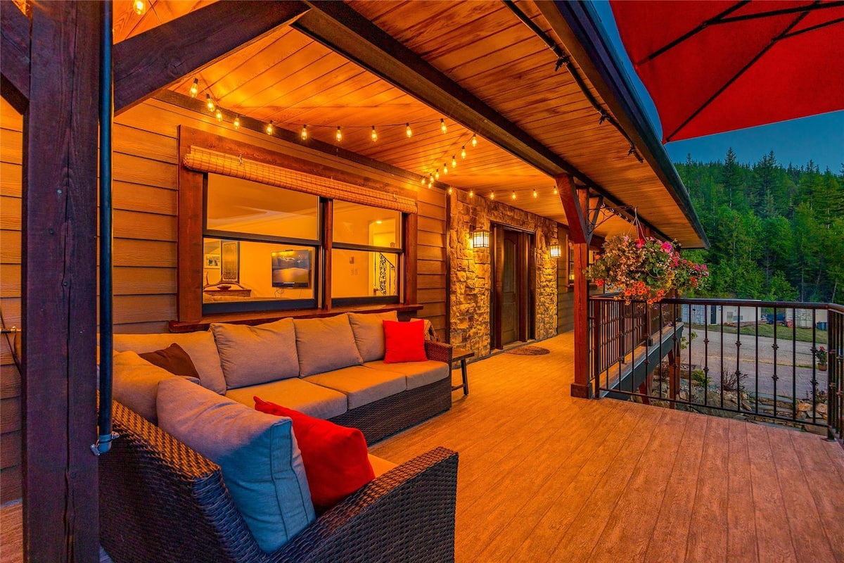 Timber Ridge Ranch chalet, Vernon BC