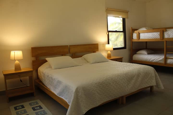 საძინებელი 4