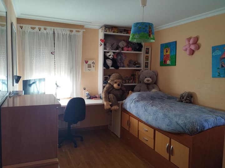 חדר שני. בדקו את תאריכי הזמינות.