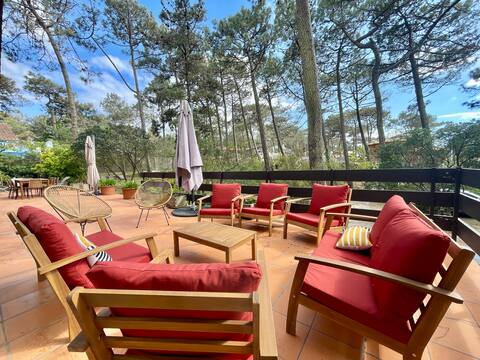 Spacious family home close to the ocean