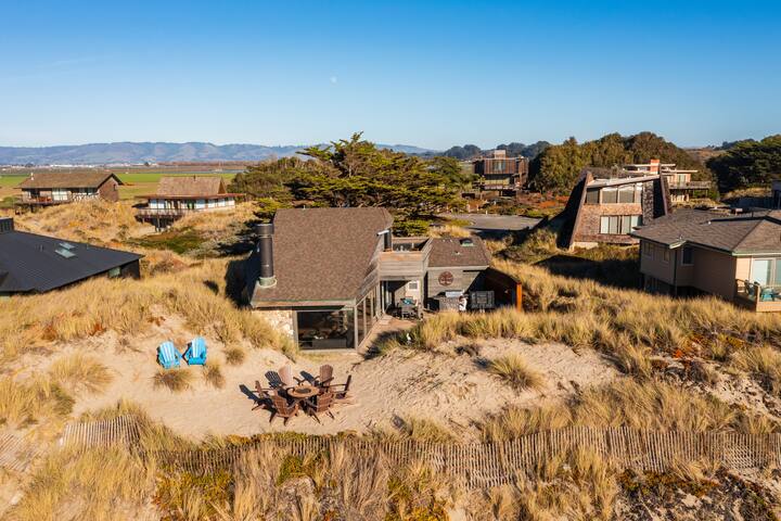 Beachfront Paradise in Pajaro Dunes gallery image 3