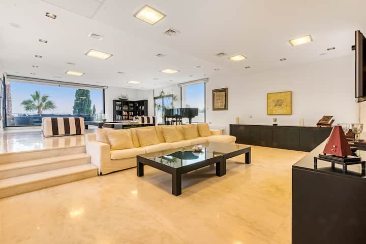 Villa | Events | Bbq | Jacuzzi | Gym | 2 Pools - Vera