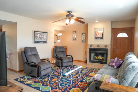 Successful Airbnb property: Newly furnished, private backyard, Desert Casita in Fountain Hills